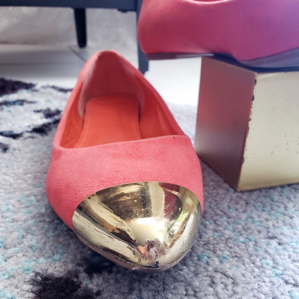 Flats - Picture 10 of 11